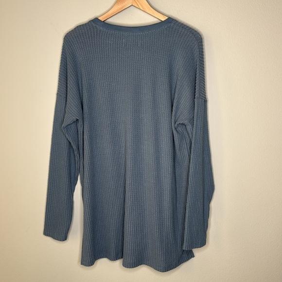 Abercrombie & Fitch Long Sleeve Waffle Knit Top in Blue Size XL NWT - Picture 5 of 7